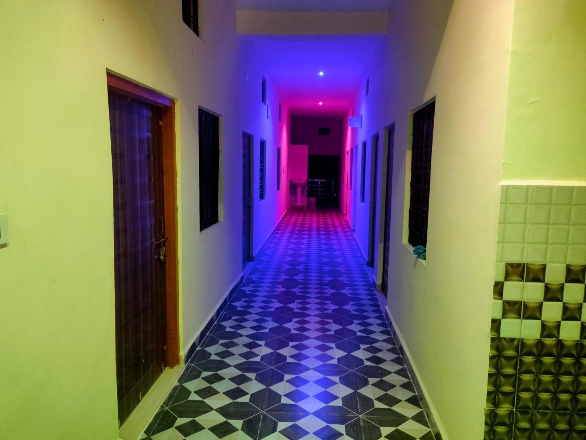 Hotel Shri Ram Palace Rewa Bagian luar foto